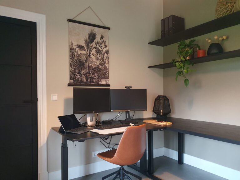 Sandra's Interieurstyling verbouwing deel naar keuken en kantoor